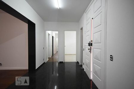 Hall de Entrada de casa para alugar com 4 quartos, 400m² em Butantã, São Paulo