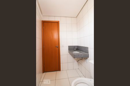 Apartamento para alugar com 77m², 2 quartos e 1 vagaBanheiro Social