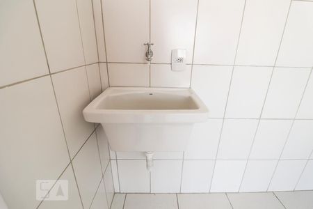 Apartamento para alugar com 77m², 2 quartos e 1 vagaÁrea de Serviço