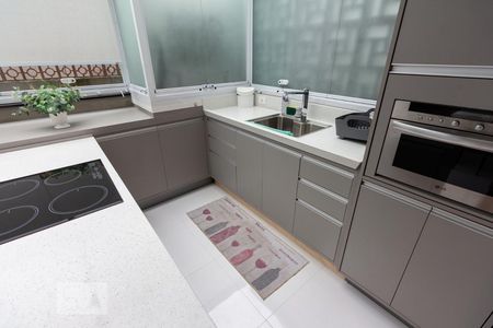 Cozinha de kitnet/studio para alugar com 1 quarto, 35m² em Perdizes, São Paulo