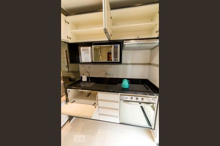 Studio para alugar com 36m², 1 quarto e 1 vagaCozinha - pia e armários