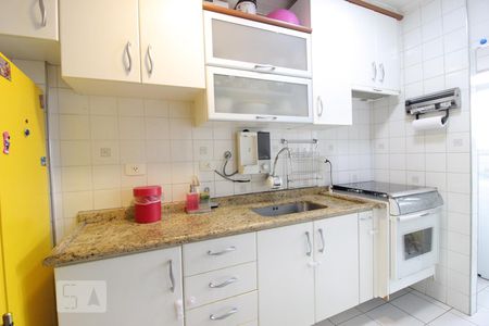 Cozinha de apartamento à venda com 2 quartos, 69m² em Vila Primavera, São Paulo