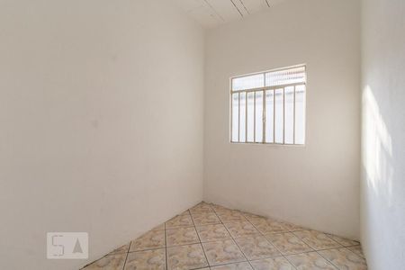 Quarto 1 de casa para alugar com 3 quartos, 55m² em Dom Bosco, Belo Horizonte