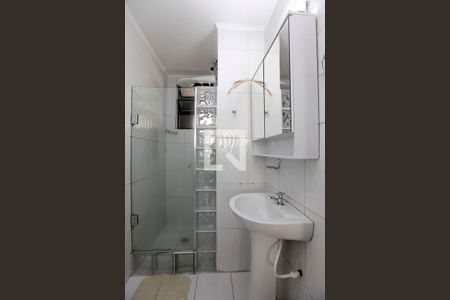 Banheiro de apartamento para alugar com 1 quarto, 45m² em Petrópolis, Porto Alegre