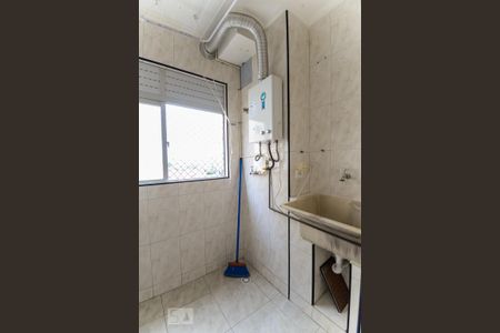 Apartamento à venda com 70m², 3 quartos e 1 vagaÁrea de serviço