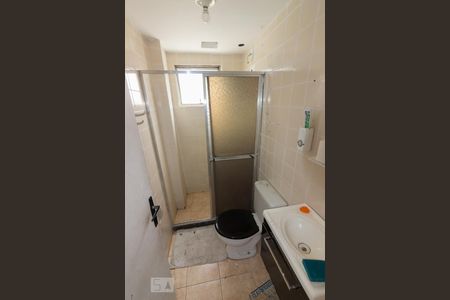 Apartamento para alugar com 75m², 2 quartos e 1 vaga Apartamento para alugar com 75m², 2 quartos e 1 vagaBanheiro