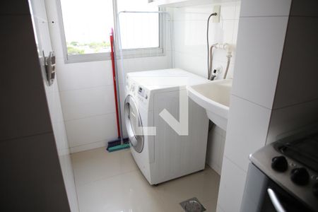 Apartamento para alugar com 58m², 2 quartos e 1 vagaÁrea de Serviço