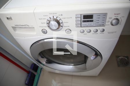 Apartamento para alugar com 58m², 2 quartos e 1 vagaÁrea de Serviço