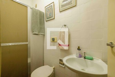Casa à venda com 1400m², 3 quartos e 5 vagas Casa à venda com 1400m², 3 quartos e 5 vagasBanheiro da Suíte 2