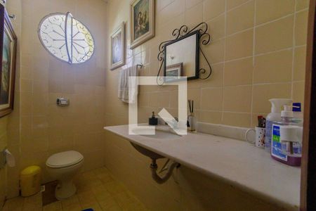 Casa à venda com 1400m², 3 quartos e 5 vagas Casa à venda com 1400m², 3 quartos e 5 vagasLavabo