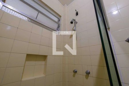 Casa à venda com 1400m², 3 quartos e 5 vagas Casa à venda com 1400m², 3 quartos e 5 vagasBanheiro Social
