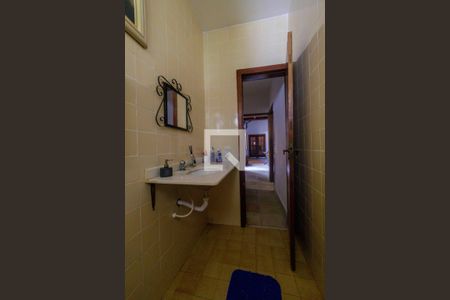 Casa à venda com 1400m², 3 quartos e 5 vagas Casa à venda com 1400m², 3 quartos e 5 vagasLavabo