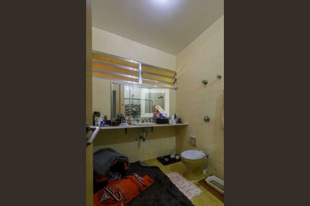 Casa à venda com 1400m², 3 quartos e 5 vagas Casa à venda com 1400m², 3 quartos e 5 vagasBanheiro da Suíte 1