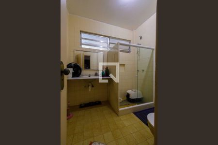 Casa à venda com 1400m², 3 quartos e 5 vagas Casa à venda com 1400m², 3 quartos e 5 vagasBanheiro Social