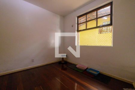 Casa à venda com 1400m², 3 quartos e 5 vagas Casa à venda com 1400m², 3 quartos e 5 vagasSuíte 2