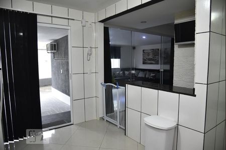 Casa para alugar com 4 quartos, 216m² em Pechincha, Rio de Janeiro