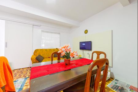 Casa à venda com 110m², 3 quartos e 1 vaga Casa à venda com 110m², 3 quartos e 1 vagaSala
