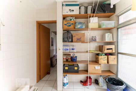 Casa à venda com 300m², 3 quartos e 5 vagasÁrea de serviço