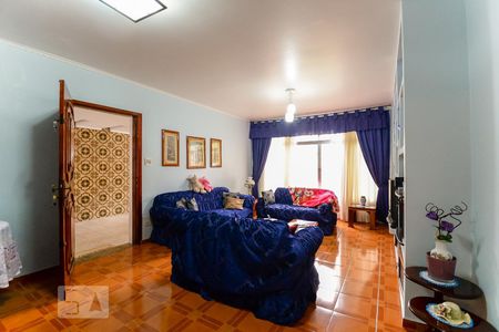 Sala de casa à venda com 3 quartos, 300m² em Vila Prudente, São Paulo