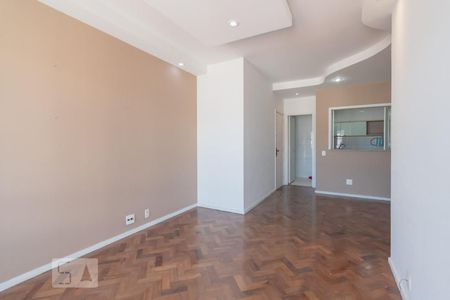 Sala de apartamento para alugar com 2 quartos, 80m² em Botafogo, Rio de Janeiro