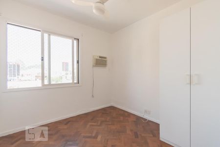 Apartamento para alugar com 80m², 2 quartos e 1 vaga Apartamento para alugar com 80m², 2 quartos e 1 vagaQuarto