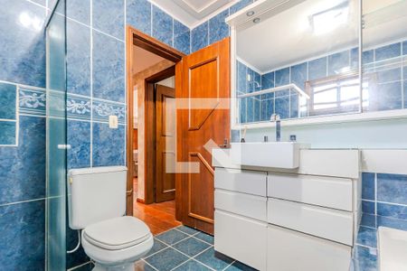 Casa à venda com 200m², 4 quartos e 2 vagasBanheiro