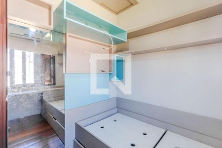 Casa à venda com 200m², 4 quartos e 2 vagasQuarto 4