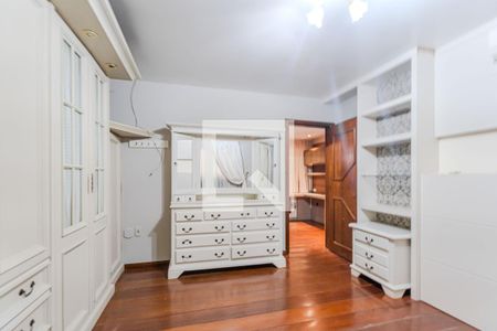 Casa à venda com 200m², 4 quartos e 2 vagasQuarto 3