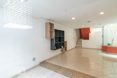 Sala de casa para alugar com 3 quartos, 130m² em Vila Scarpelli, Santo André