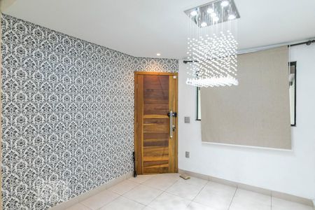 Sala de casa para alugar com 3 quartos, 130m² em Vila Scarpelli, Santo André