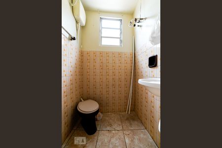 Banheiro de casa para alugar com 1 quarto, 50m² em Vila Guilherme, São Paulo