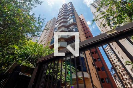Apartamento para alugar com 146m², 4 quartos e 2 vagasFachadaÁrea comum
