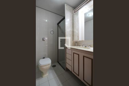 Apartamento para alugar com 146m², 4 quartos e 2 vagasBanheiro da Suíte 2