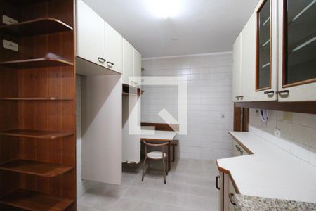 Apartamento para alugar com 146m², 4 quartos e 2 vagasCozinha