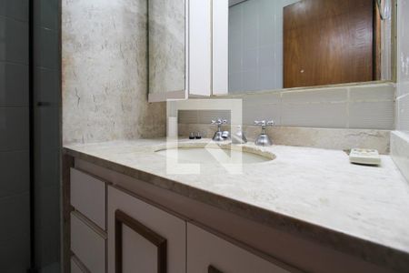 Apartamento para alugar com 146m², 4 quartos e 2 vagasBanheiro da Suíte 2