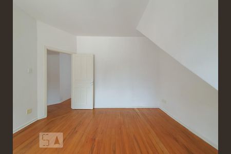 Antessala de casa para alugar com 3 quartos, 140m² em Cambuci, São Paulo