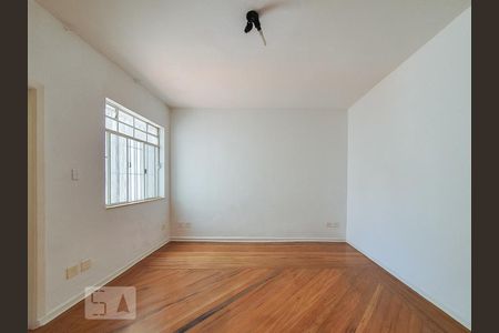 Sala de casa para alugar com 3 quartos, 140m² em Cambuci, São Paulo