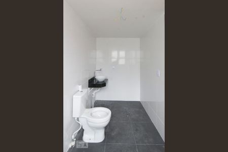 Banheiro de apartamento à venda com 1 quarto, 44m² em Jardim Peri, São Paulo