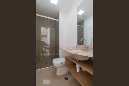 Banheiro de apartamento à venda com 1 quarto, 36m² em Brás, São Paulo