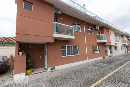 Fachada de casa à venda com 3 quartos, 120m² em Tanque, Rio de Janeiro