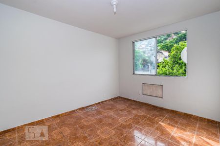 Sala de apartamento à venda com 2 quartos, 48m² em Penha, Rio de Janeiro
