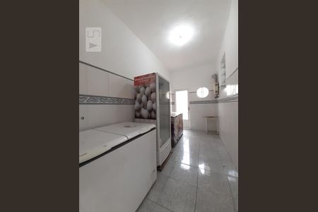 Casa de condomínio à venda com 250m², 3 quartos e 2 vagasCopa