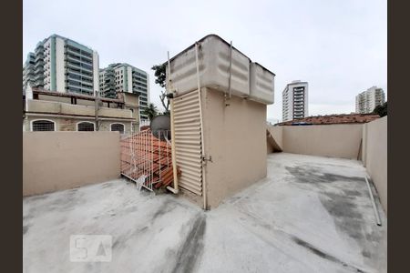 Casa de condomínio à venda com 250m², 3 quartos e 2 vagasTerraço
