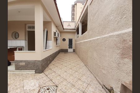 Casa de condomínio à venda com 250m², 3 quartos e 2 vagasÁrea Externa