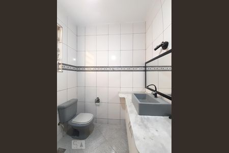 Banheiro Social de casa de condomínio à venda com 3 quartos, 400m² em Todos Os Santos, Rio de Janeiro