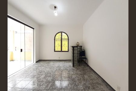 Sala de casa de condomínio à venda com 3 quartos, 400m² em Todos Os Santos, Rio de Janeiro