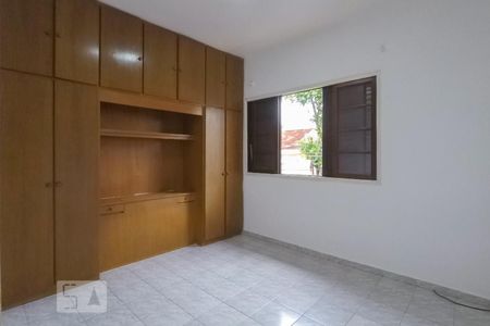 Casa à venda com 300m², 3 quartos e 2 vagasQuarto 1