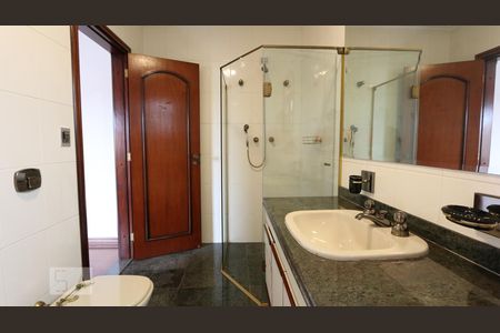 Casa à venda com 485m², 4 quartos e 7 vagassuite 