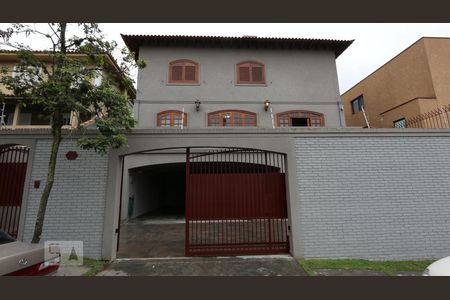 Casa à venda com 485m², 4 quartos e 7 vagasFachada