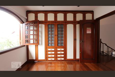 Casa à venda com 485m², 4 quartos e 7 vagassuite